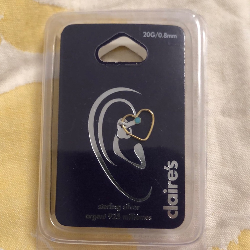 Claire’s Gold and Turquoise Heart Cartilage Earring